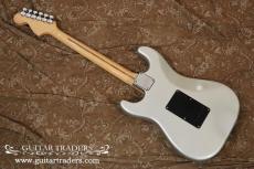 Fender 1979 25th Anniversary Stratocaster_2