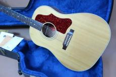 Gibson J-50 / Montana factory・Solid Spruce Top・Solid Mahogany Side and Back・Mahogany Neck・Rosewood Fingerboard and Bridge・2-Rings Rosetta・Large Pick-guard・Normal Saddle 【With Original Hard Case】  2001年製_2