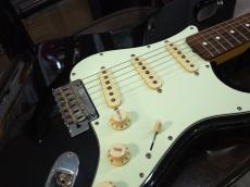 Fender Made in Japan Stratocaster_4