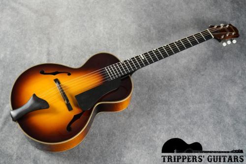 Eastman AR-145 Deep Body (2012年頃) レアなノンピックアップ仕様です!