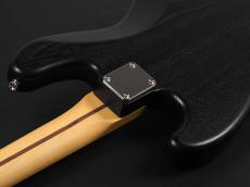 Fender Made in Japan Limited Jazz Bass Raw Ash Rosewood Fingerboard ~Black~_11