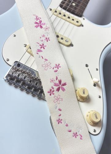 Grande uomo TS-2 AC 桜 ホワイト
