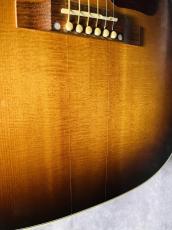 Gibson J-45 Studio_10