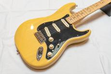 Fender Deluxe Stratocaster_3