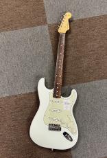 Fender Made in Japan Traditional 60s Stratocaster, Rosewood Fingerboard, Olympic White