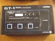 BOSS GT-1_5