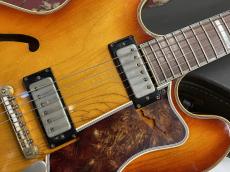 Epiphone E212T Sheraton w/Original Bigsby (1967年製Vintage) Sunburst_4