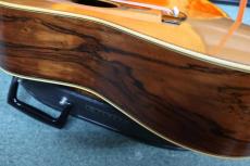 YAMAHA FG-2000 / FG-Flagship Model・Original Y-Peg・Solid Ezo Spruce Top・Solid Jacaranda Side・Solid Jacaranda and Maple and Jacaranda Back・Original Pick-guard・Signed T.Nakamoto【With Original Head Case】1971年製_3