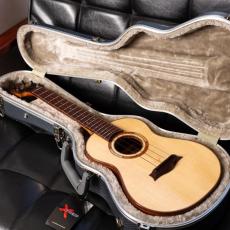 Gladstone Luthiers Camphor Laurel Tenor_13