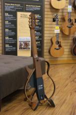 YAMAHA SLG200N_2