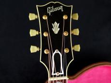 Gibson Murphy Lab Collection 1957 SJ-200 Light Aged Vintage Sunburst_4