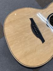 LAG Guitars THV30ACE_5