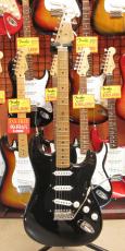 Fender FSR Vintera II 50s Stratocaster Roasted Maple_2