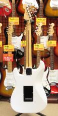 Fender Hybrid II Stratocaster_5