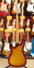 Fender Limited International Color Precision Bass_5