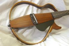 YAMAHA SLG200S