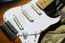 Fender Japan ST57-65 1983 Sunburst #JV34531_5