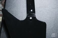 Gibson ‘76 Explorer 2012 Ebony w/ EMG 81 & 85 Pickups_7