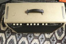 Fender Vibro King_7