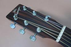 Kasuga BG-80 / Solid Spruce Top・Solid Mahogany Side and Back・Inlay Logo・Original Grover Open Back Peg・Tortoise Color Pick guard・Cedar Wood Waving Bracing【With Cat’s Eyes Hard Case】 1973年製_8