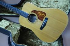 TAMA TG-160 / Flagship Model・T-Inlay Logo・Modified Grover. 102 peg・Solid Select German Spruce Top・Select Solid Jacaranda Side and Back・Ebony Fingerboard and Bridge・Genuine Tortoise Pick-guard【With Hard Cas_2