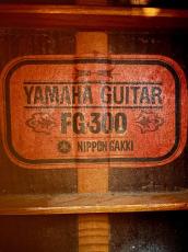 YAMAHA FG-300(赤ラベル)_8