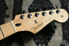 Fender Player Stratocaster HSS Plus Top Aged Cherry Burst 2019_3