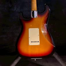 Fender Japan ST62 3tone Sunburst JD serial 2012【3.24kg】_4