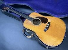 Martin D-28 1943年製 / Solid Adirondack Spruce Top・Solid Brazilian Rosewood Side and Back・Diamond & Square Inlay・Ebony Fingerboard & Bridge・Long Saddle・Tortoise Color Pick guard【With Hard Case】
