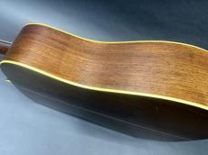 Martin D-28 1943年製 / Solid Adirondack Spruce Top・Solid Brazilian Rosewood Side and Back・Diamond & Square Inlay・Ebony Fingerboard & Bridge・Long Saddle・Tortoise Color Pick guard【With Hard Case】_4