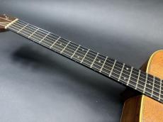 Martin D-28 1943年製 / Solid Adirondack Spruce Top・Solid Brazilian Rosewood Side and Back・Diamond & Square Inlay・Ebony Fingerboard & Bridge・Long Saddle・Tortoise Color Pick guard【With Hard Case】_9