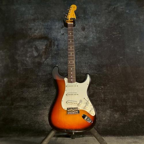 Fender Japan ST-62 3tone Sunburst Tserial 1994【2.95kg】