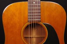 Martin D-18_8