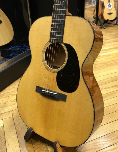 Martin 000-18 Standard