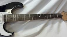 YAMAHA PACIFICA PAC012_3