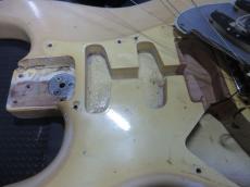 Fender 1974 Stratocaster Olympic White / Maple "Lefty Conversion"_9