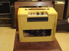 Fender EC Vibro Chanp_3