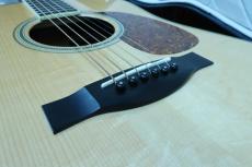 Santa Cruz Tony Rice D Custom / Waverly Peg・Adirondack Spruce Top・Indian Rosewood Side and Back・Ebony Fingerboard and Bridge・Large Sound Hole・Herringbone Binding and Rosette・Original Martin 1940s Pick-guard 【Wit_10