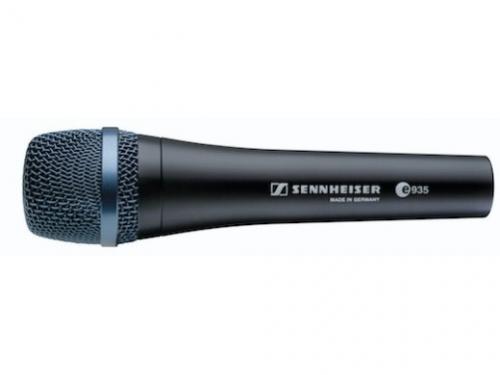 SENNHEISER E935
