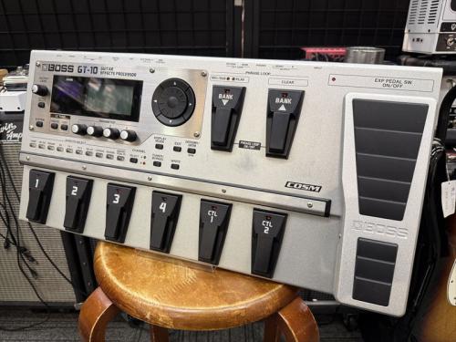 BOSS GT-10