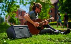 Roland CUBE Street II Battery-Powered Stereo Amplifier_4