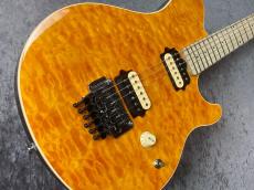 MUSIC MAN 30th Anniversary Axis「Translucent Gold」_3