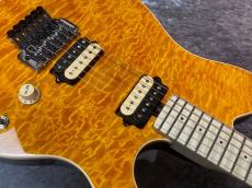 MUSIC MAN 30th Anniversary Axis「Translucent Gold」_4