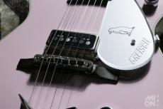 Gretsch G6134MC FSR Motor City Penguin Motor Pink 2014_5
