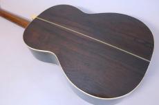 Crescent Moon by Tone Wood  (日比 伸也) / Original Gotoh Peg・30 years Seasoning Solid Cedar top・Solid Jacaranda Side and Back・Ebony Fingerboard・Jacaranda Bridge・　Bird’s Eye Maple Binding 【With Original Hard Case】 1998年製_6