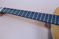 Crescent Moon by Tone Wood  (日比 伸也) / Original Gotoh Peg・30 years Seasoning Solid Cedar top・Solid Jacaranda Side and Back・Ebony Fingerboard・Jacaranda Bridge・　Bird’s Eye Maple Binding 【With Original Hard Case】 1998年製_9