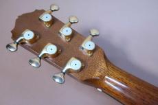 Crescent Moon by Tone Wood  (日比 伸也) / Original Gotoh Peg・30 years Seasoning Solid Cedar top・Solid Jacaranda Side and Back・Ebony Fingerboard・Jacaranda Bridge・　Bird’s Eye Maple Binding 【With Original Hard Case】 1998年製_10