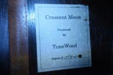Crescent Moon by Tone Wood  (日比 伸也) / Original Gotoh Peg・30 years Seasoning Solid Cedar top・Solid Jacaranda Side and Back・Ebony Fingerboard・Jacaranda Bridge・　Bird’s Eye Maple Binding 【With Original Hard Case】 1998年製_16