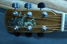 Larrivee C-10 / Florentine Cutaway・Flying Eagle Inlay・Presentation Style Fingerboard Inlay・Solid Spruce Top・Solid Rosewood Side and Back・Transparent pickguard【With Original Hard Case】1991年製_7