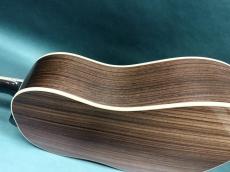 Gibson Custom Shop J-45 Custom / Original Grover Peg・Solid Spruce Top・Solid Rosewood Side and Back・Ebony Fingerboard and Bridge・Abalone Rosette・Teardrop Pick guard・With L.R Baggs Anthem Pickup【With Original _4